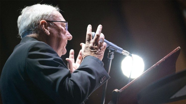 Bishop Brian Farrell addressing the Global Christian Forum in Bogotá, Colombia