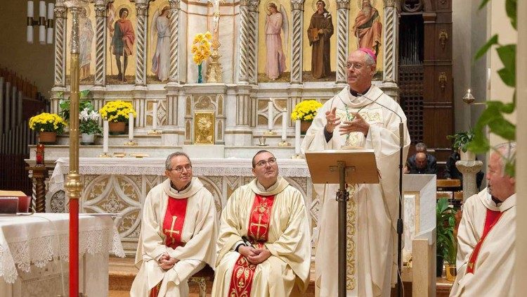 Bp Bizzeti: pomimo różnic Piotr i Paweł zawsze trwali w jedności