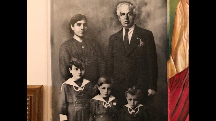 Senza titolo-1 OK .jpg