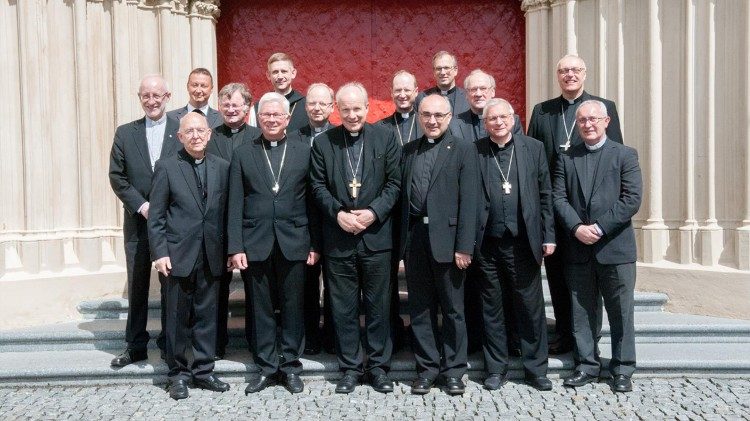 Vescovi austriaci Conferenza EpiscopaleAEM.jpg