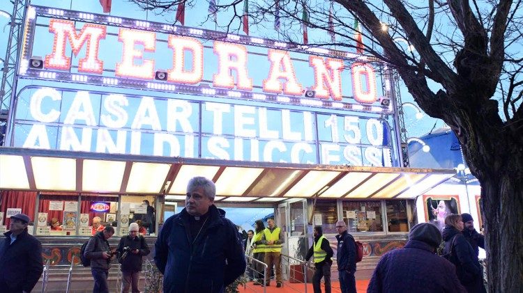 Circo Medrano a Roma - Mons. Konrad Krajewski, elemosiniere del Papa