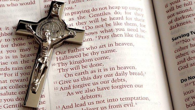Nos últimos 10 anos foram distribuídas 10 milhões de cópias da Bíblia às famílias filipinas