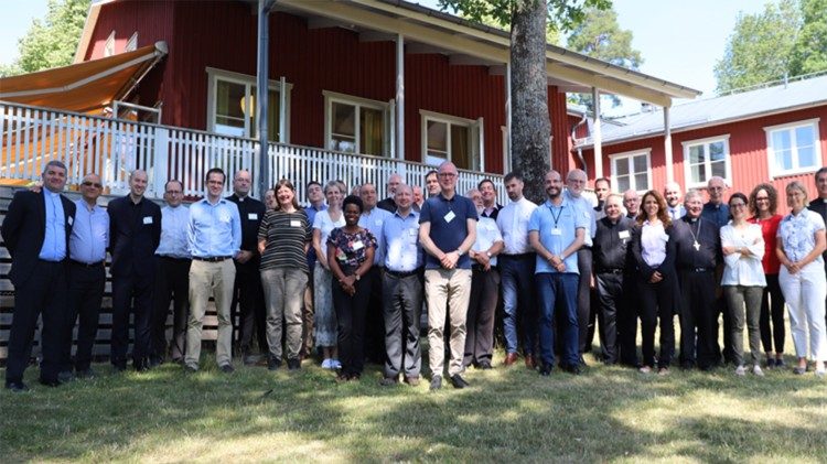 Bishops and delegates  involved in the Pastoral Care of Migrants in Europe at their annual meeting
