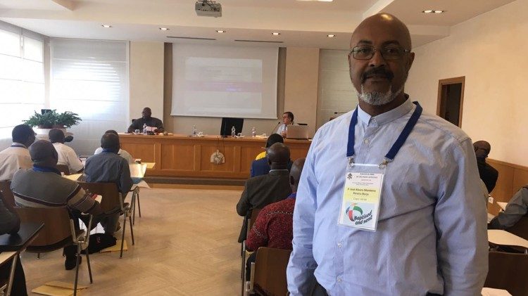 P. Jose Alvaro Borja - Rettore Seminario di San Giuseppe, Diocesi di Santiago - Capo Verde, partecipando in un corso a Roma -luglio 2018- sulla Nuova Ratio, formazione seminaristi