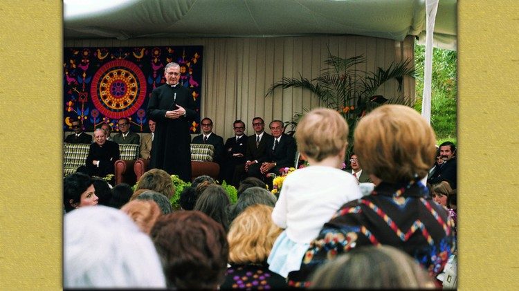 escriva balaguer 12aem.jpg