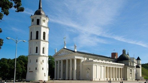 Preparação espiritual na Lituânia para visita do Papa, um "evento extraordinário"