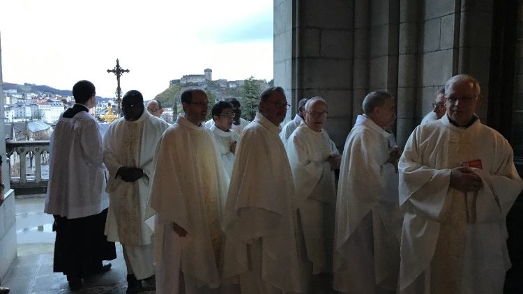 Card. Parolin Premio Hamel Messa 4.jpeg