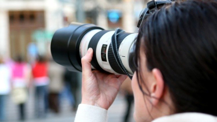 "Un buen periodista es aquel que es percibido como “buscador de la verdad”", Paolo Ruffini. 