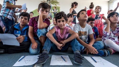 Diritti dei minori, la scuola non è ancora per tutti