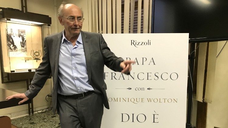 Prezentacja książki „Bóg jest poetą”, wywiadu Woltona z Papieżem Franciszkiem