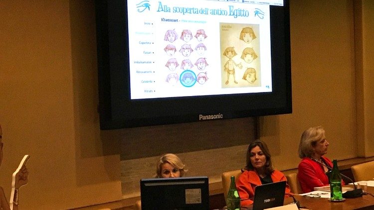 La direttrice dei Musei  in Conferenza stampa