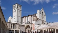 1280px-Assisi_San_Francesco_BW_2.JPG