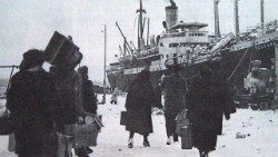 Esodo giuliano dalmata, partenza da PolaAEM.jpg