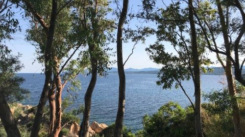 Warum macht der Papst eigentlich keinen richtigen Urlaub?