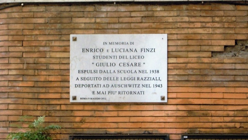 leggi razziali Roma_fratelli_Finzi_1938aem.jpg