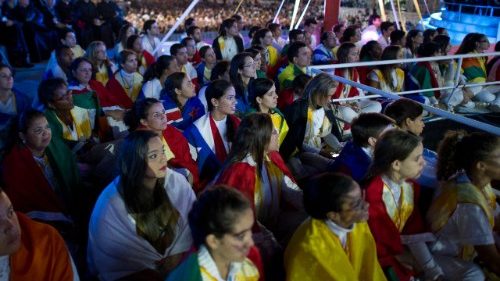 Leta 2021 na svetu 1.378 milijonov katoličanov