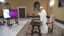 2017-12-18 PAPA-IN-VIDEOCOLLEGAMENTO-CON-UNIVERSITA'-GIAPPONESE.jpg