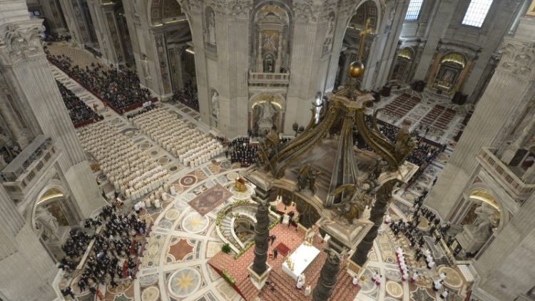 Ordenações episcopais na Basílica de São Pedro