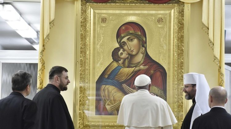 Papa Francisco na visita à Basílica de Santa Sofia, em Roma