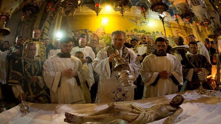 processione Venerdi Santo Gerusalemme e Veglia Pasquale.jpg