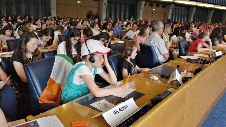 Ragazze dei Focolari alla FAO