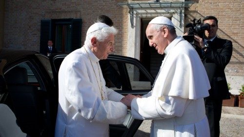 Benedikt XVI. und Franziskus für globale Werteverteidigung