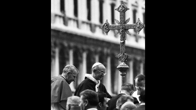 1972-09-16 viaje apostólico del Papa Pablo VI a Venecia con el Patriarca de Venecia, cardenal Luciani, Juan Pablo I