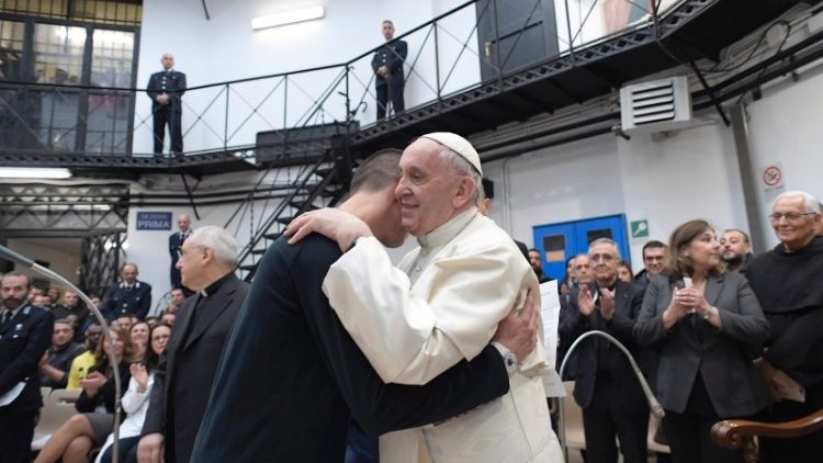Papa Francisco na prisão de Regina Caeli