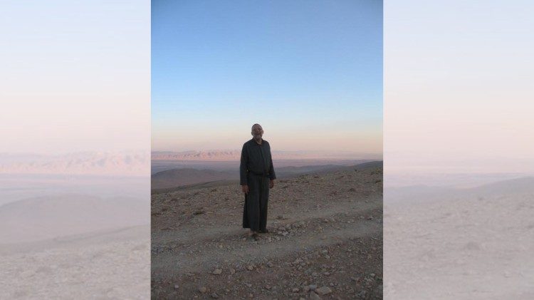 Padre Paolo nel deserto