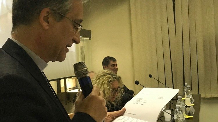 Prefetto della Segreteria per la Comunicazione, mons. Dario Edoardo Viganò