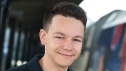 Jonas Feldmann GIUSTA.jpg