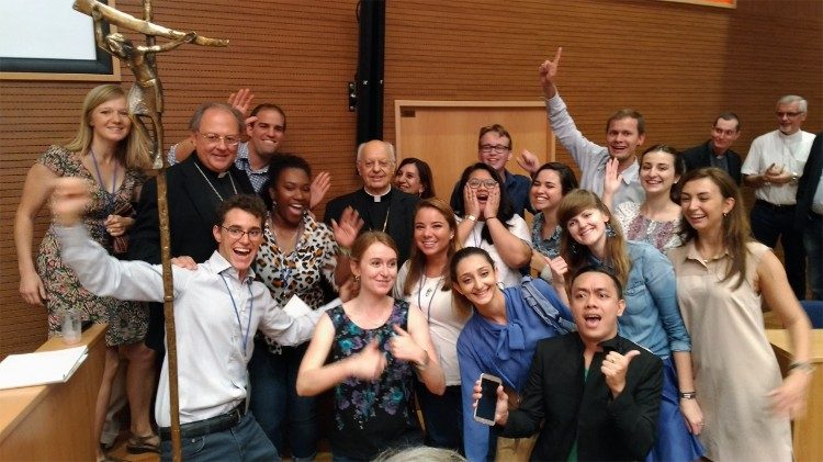 Anglia: posynodalne spotkanie z młodzieżą