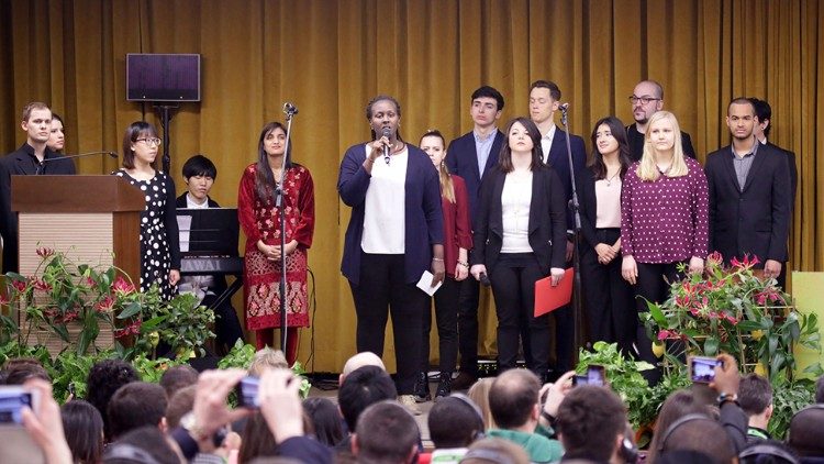 Młodzi na spotkaniu przedsynodalnym w Rzymie