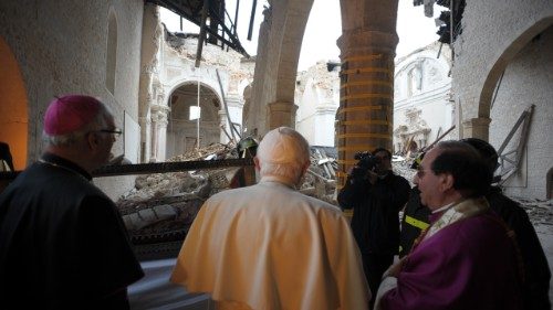 Sisma L’Aquila. Mons. Petrocchi: la città sia messaggio di Resurrezione