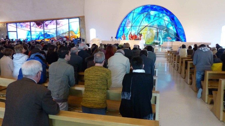 Una celebrazione nel Santuario di Loppiano