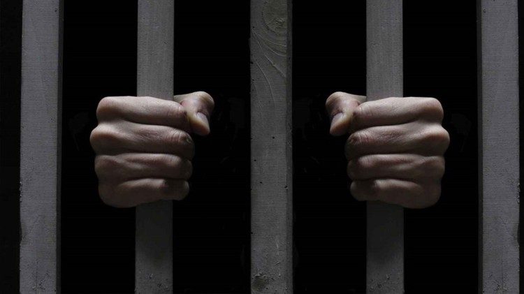 Visitar os presos é uma obra de misericórdia corporal