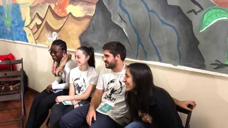 Papież odwiedza siedzibę Scholas Occurrentes w Rzymie