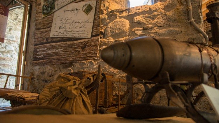 alcuni cimeli di armi