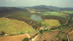 veduta aerea della diga ok.jpg