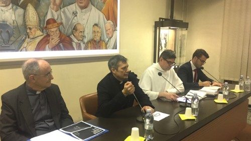 VHack: la maratona che segue "il cuore del Papa". 