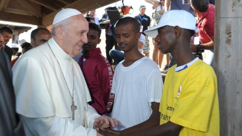 Lampedusa. Quando il Papa disse: apriamo le porte del cuore