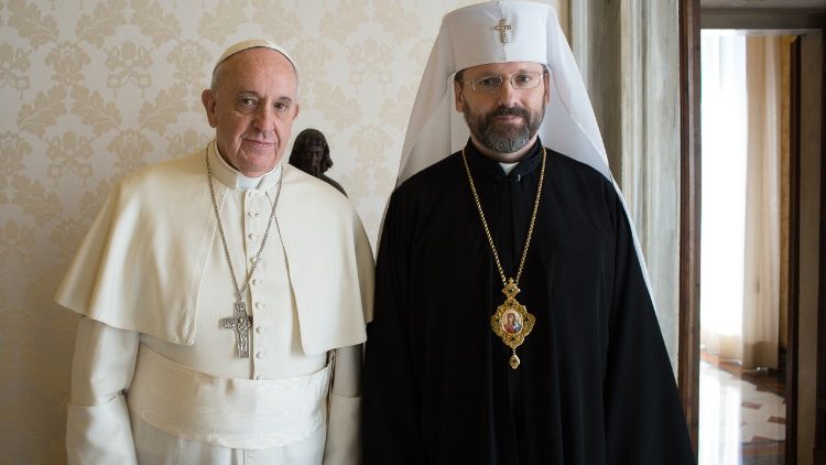 Papst Franziskus und der Großerzbischof von Kiew-Halytsch auf einem Archivbild