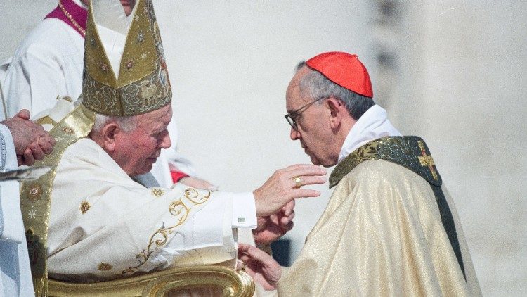 Giovanni Paolo II e il cardinale Bergoglio