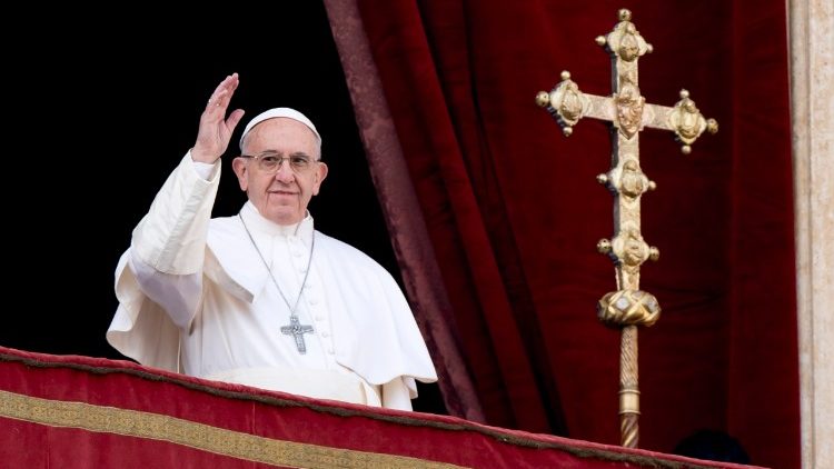 Папа ўдзяляе благаслаўленне “Urbi et Orbi”