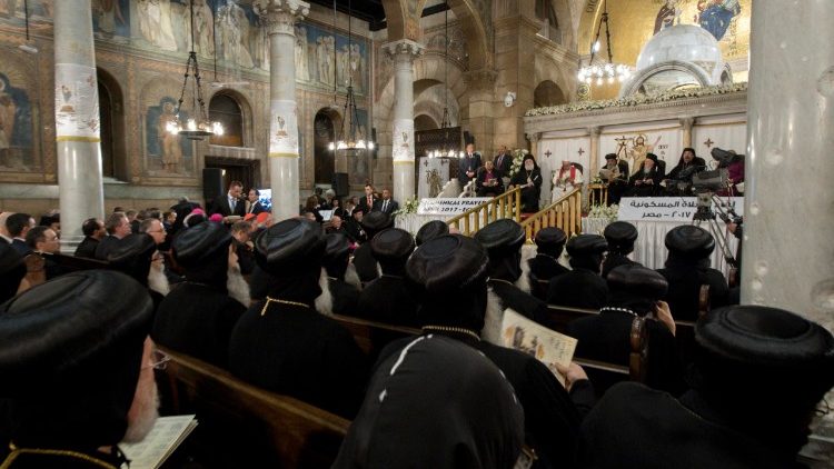 Papst Franziskus beim Treffen mit ägyptischen Kopten