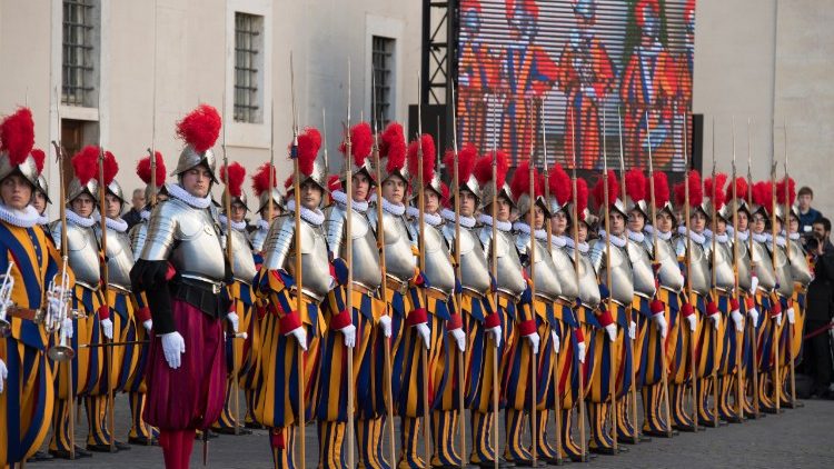 Erhalten eine neue Kaserne im Vatikan: die Schweizergardisten