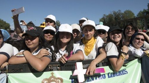 Papa agli universitari Opus Dei:servite il mondo coi vostri talenti