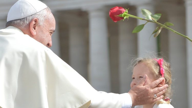 Papa Francisco audiencia general catequesis plaza de san Pedro