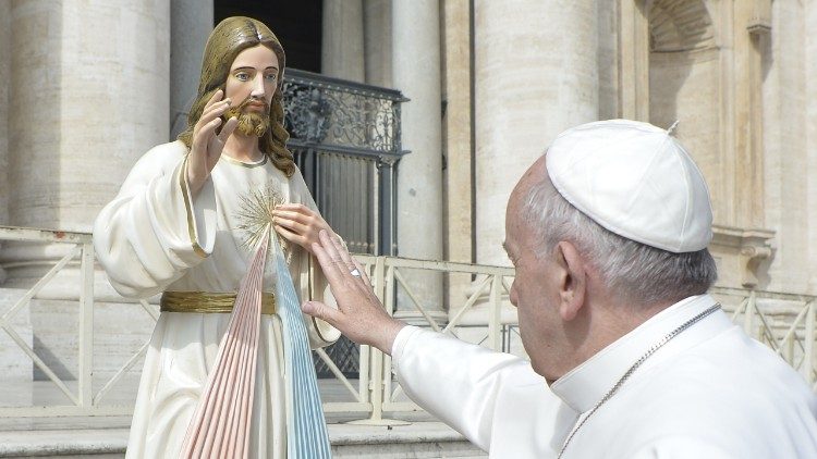 Benedizione statua del Sacro Cuore di Gesù il 30-09-2015