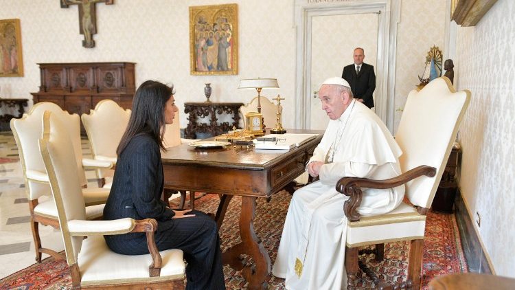 Il colloquio di Francesco con Virginia Raggi